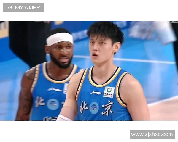 杀疯了！25分钟狂砍56分，CBA榜首外援横空出世，曾凡博重返北京队